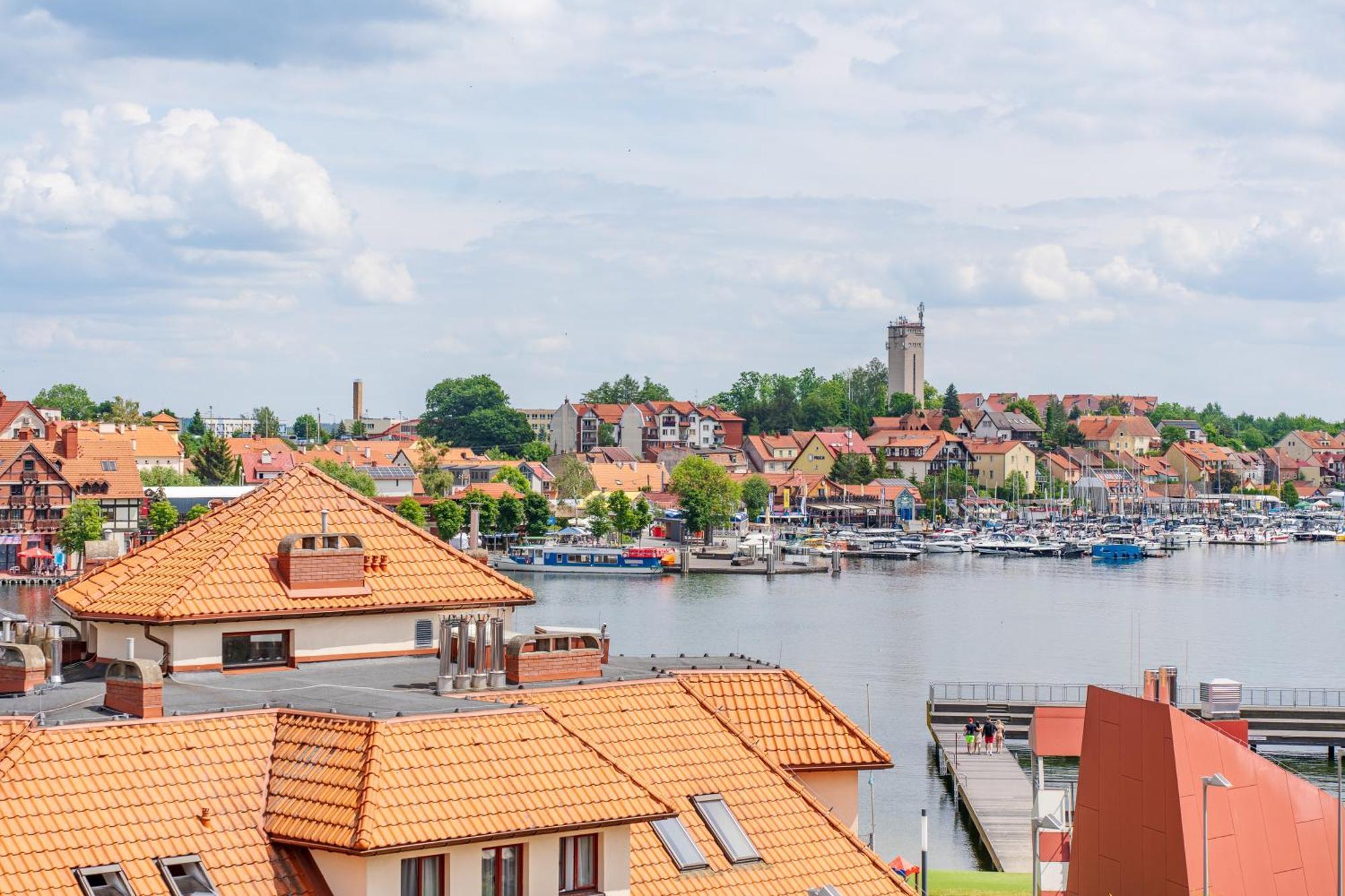 Apartamenty Premium N11 Mikolajki - Destigo Hotels Buitenkant foto