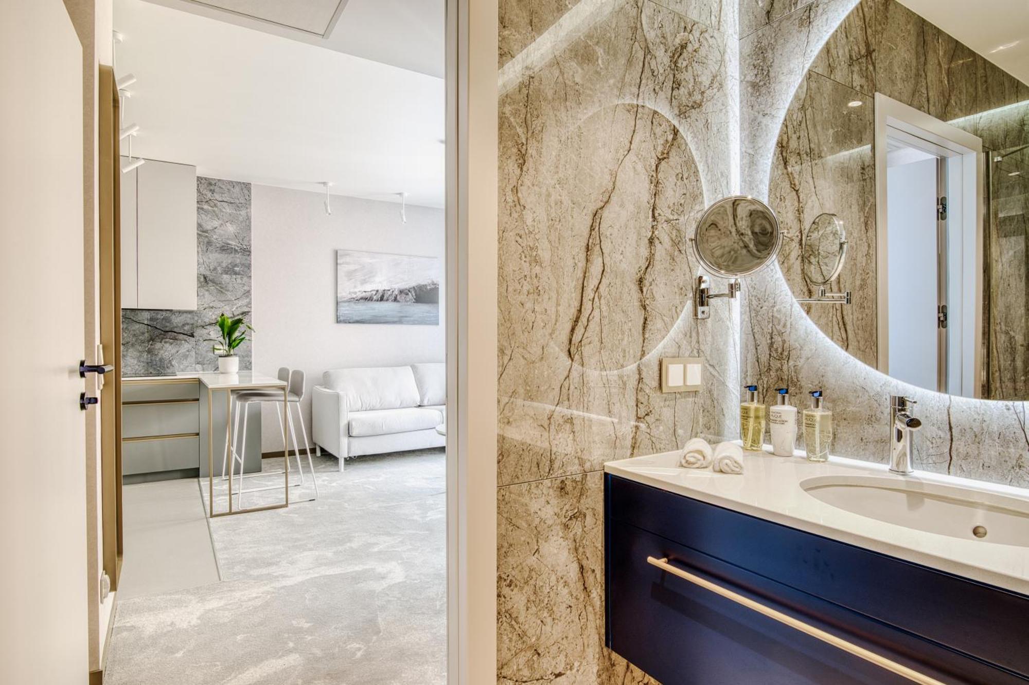 Apartamenty Premium N11 Mikolajki - Destigo Hotels Buitenkant foto